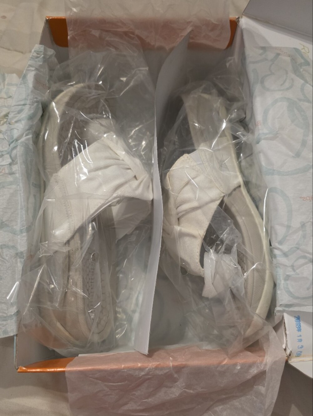 Baretraps NEW Sz 8 Daran Canvas Slip-On Sandals in Off-White
